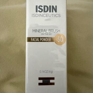 ISDIN Mineral Brush SPF 50 Facial Powder NEW